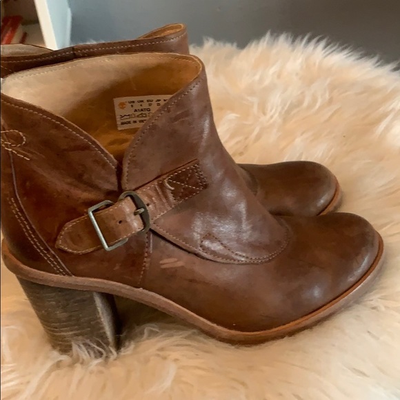 Timberland Marge Boot with Buckle - Picture 4 of 6